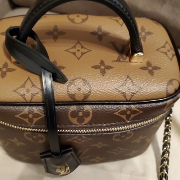 Louis Vuitton Reverse Monogram Canvas Vanity PM Crossbody Shoulder Handbag - Picture 7 of 10